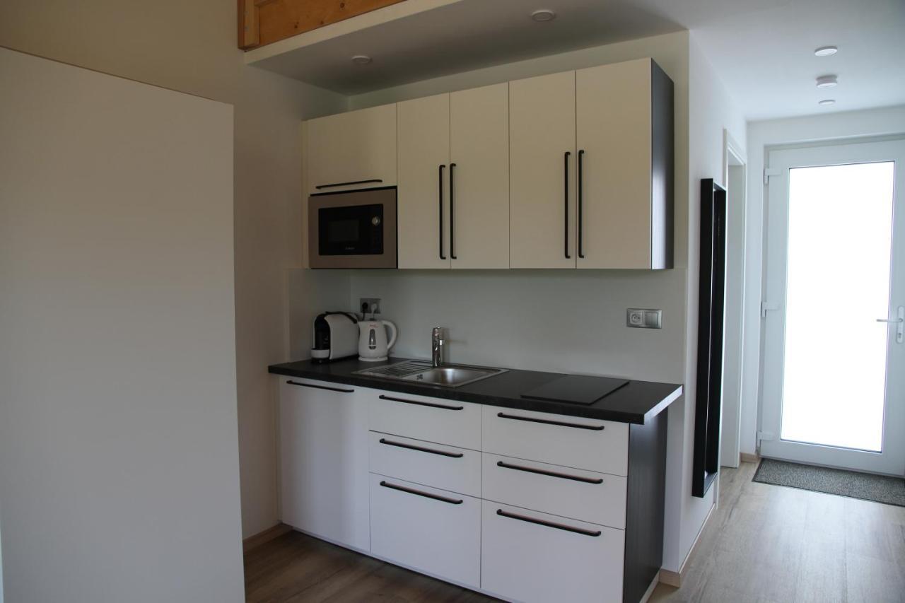 Apartmany Hluboka Nad Vltavou S Vyhledem Na Zamek Εξωτερικό φωτογραφία