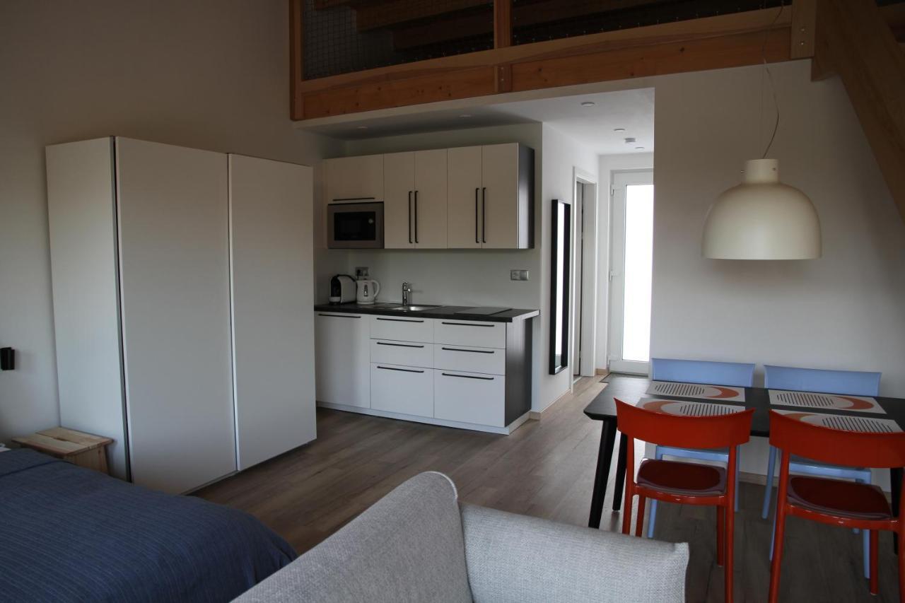 Apartmany Hluboka Nad Vltavou S Vyhledem Na Zamek Εξωτερικό φωτογραφία