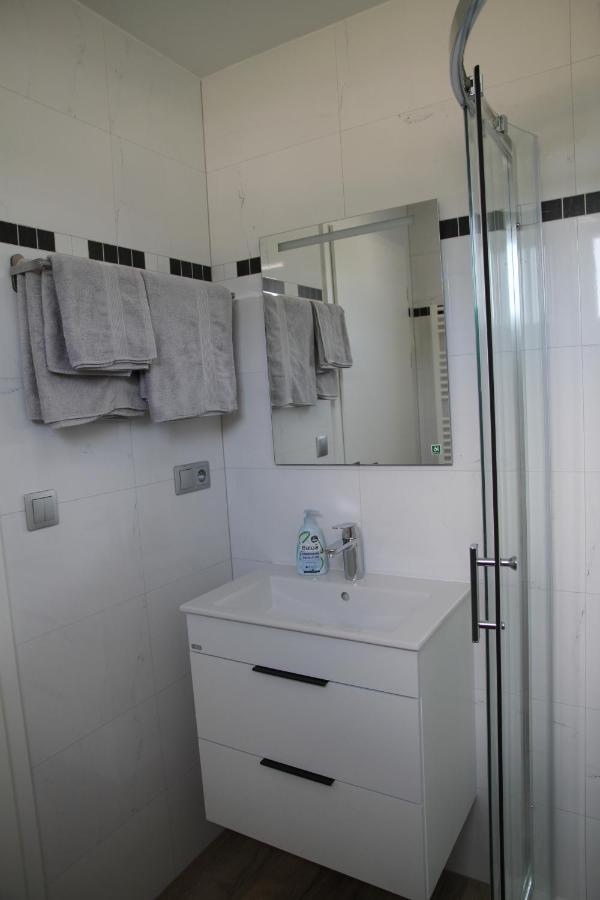Apartmany Hluboka Nad Vltavou S Vyhledem Na Zamek Εξωτερικό φωτογραφία